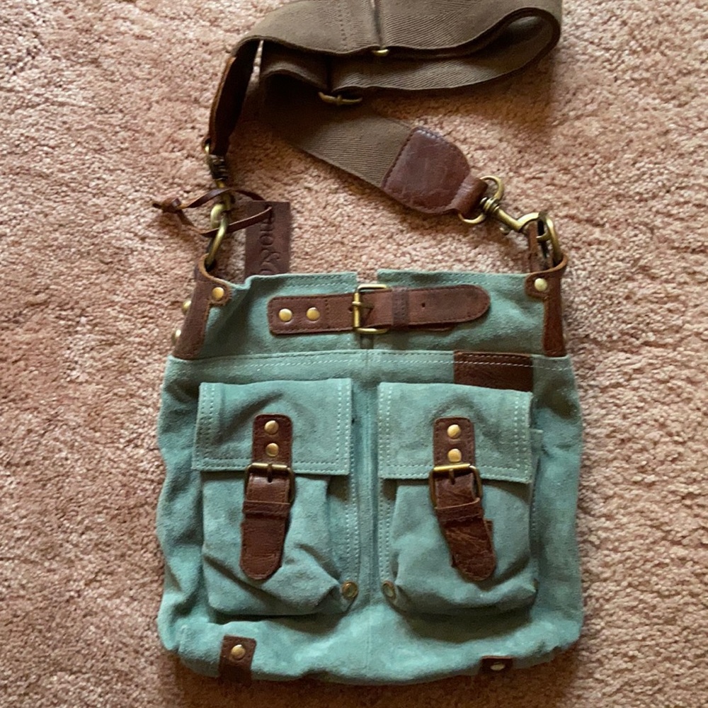Green leather purse